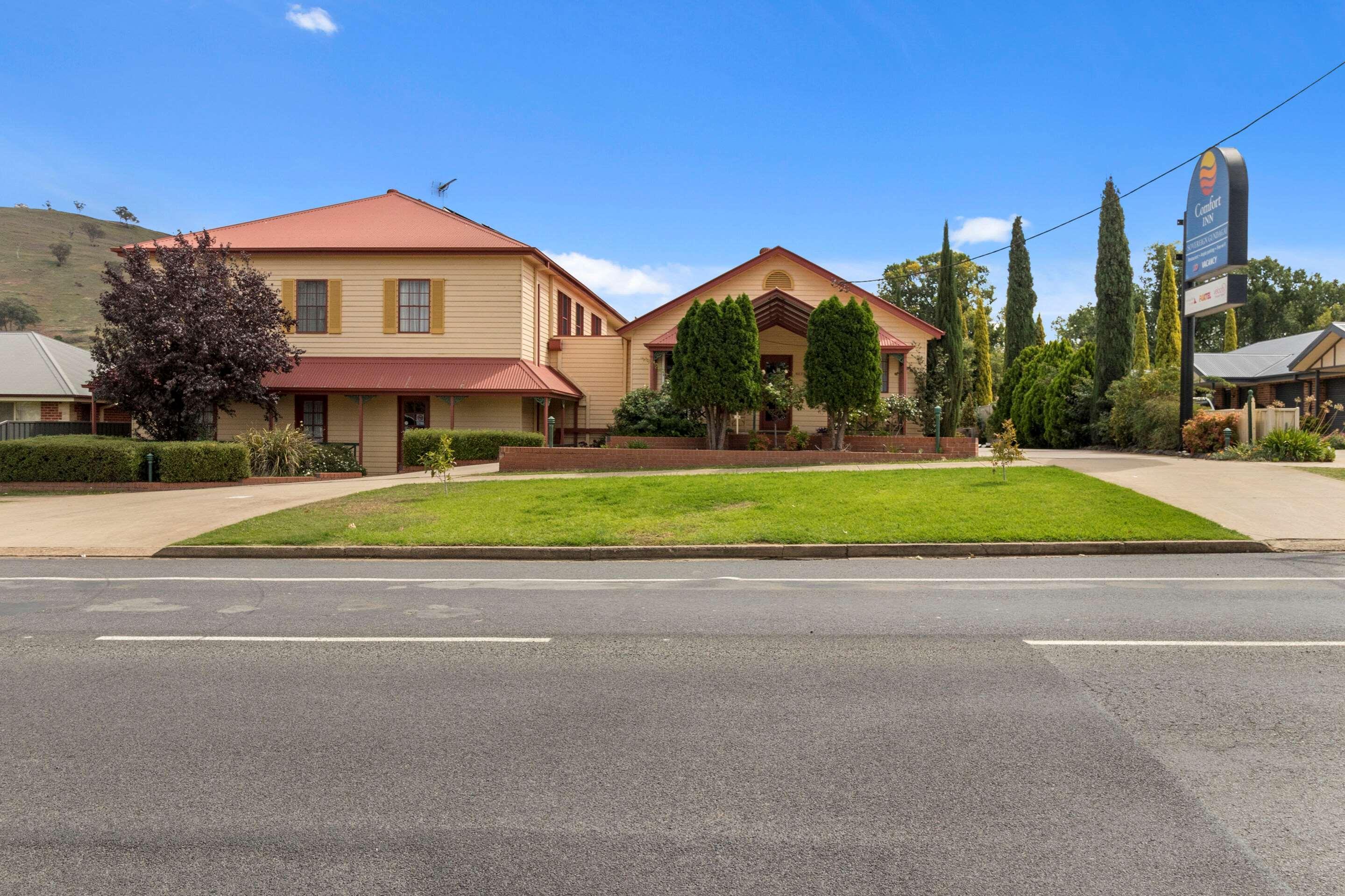 Comfort Inn Sovereign Gundagai Exterior photo